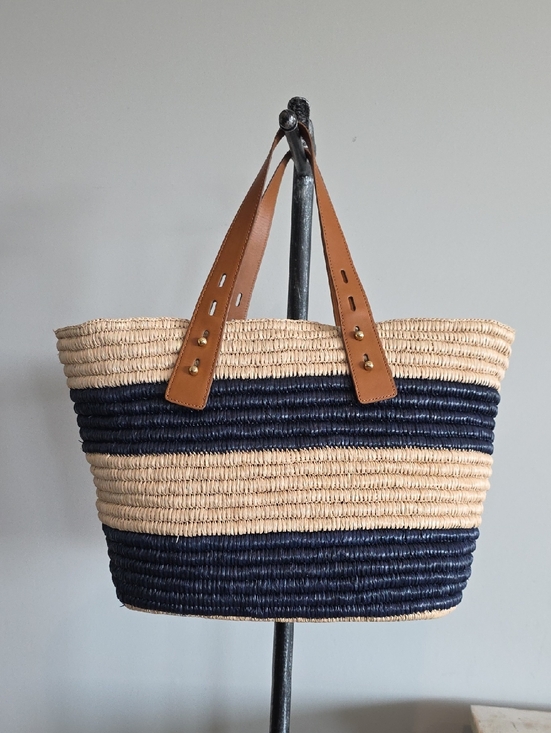 Frame Denim Handbags - Frame Natural Woven Straw Tote